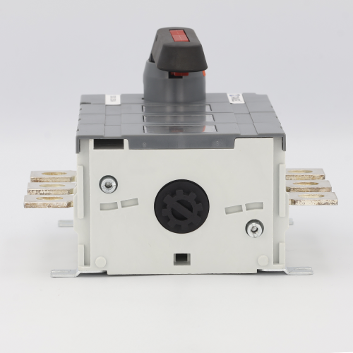 Выключатель напряжения двухпозиционный SDD 3P 250A TAKEL